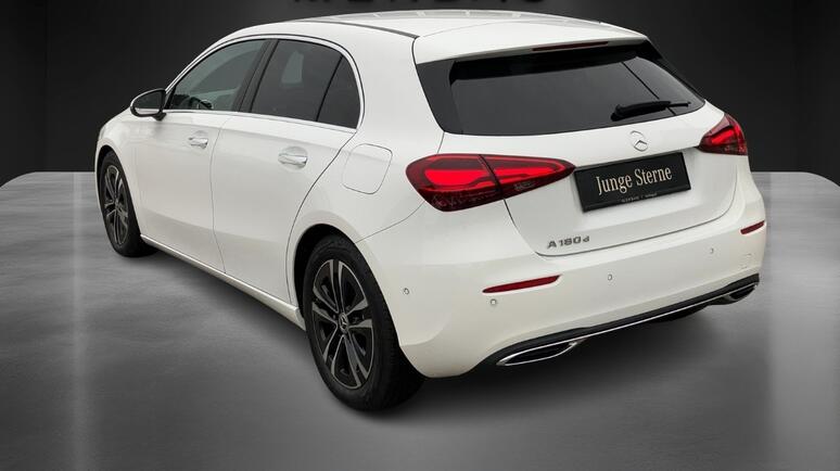 Mercedes-Benz - A 180 d Kompaktlimousine Österreich-Edition