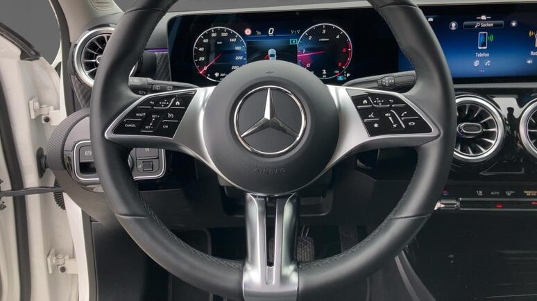 Mercedes-Benz - A 180 d Kompaktlimousine Österreich-Edition