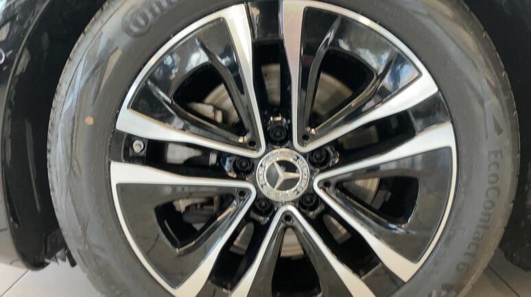 Mercedes-Benz - A 180 d Kompaktlim. ÖE, Progressive Line, Facelift