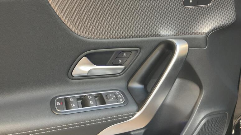 Mercedes-Benz - A 180 d Kompaktlim. ÖE, Progressive Line, Facelift