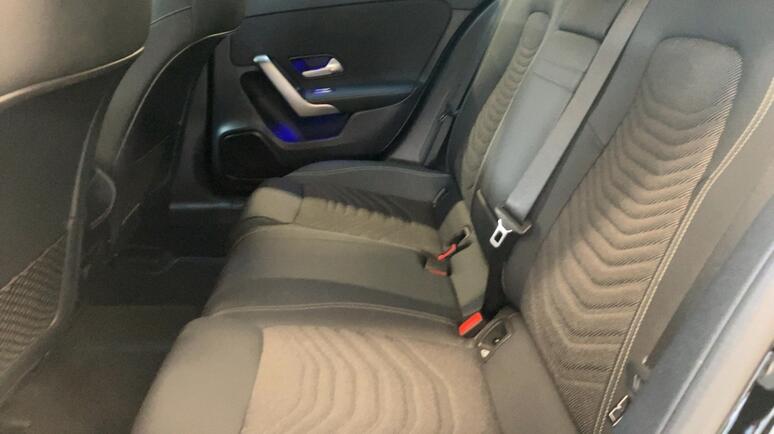 Mercedes-Benz - A 180 d Kompaktlim. ÖE, Progressive Line, Facelift