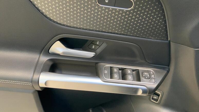 Mercedes-Benz - GLB 180 Ö-Edition Progressive Line Facelift