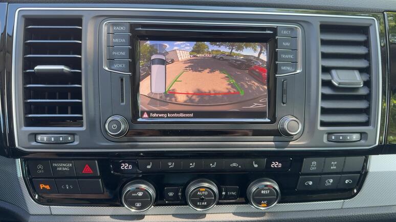 Volkswagen - MULTIVAN