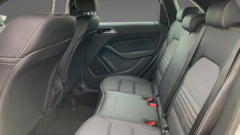 Mercedes-Benz - B 180 d