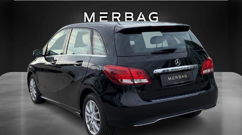Mercedes-Benz - B 180 d
