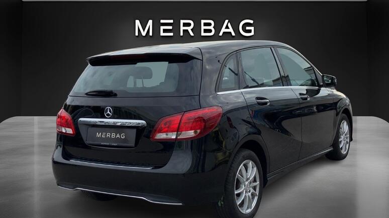 Mercedes-Benz - B 180 d