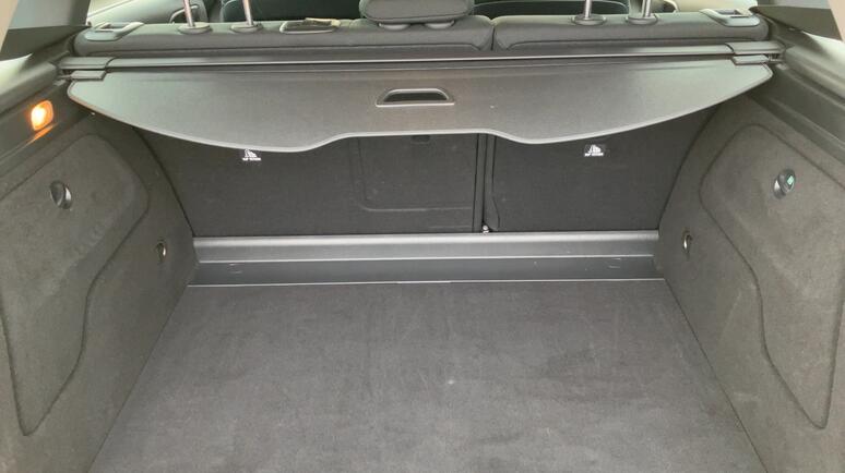 Mercedes-Benz - B 180 d