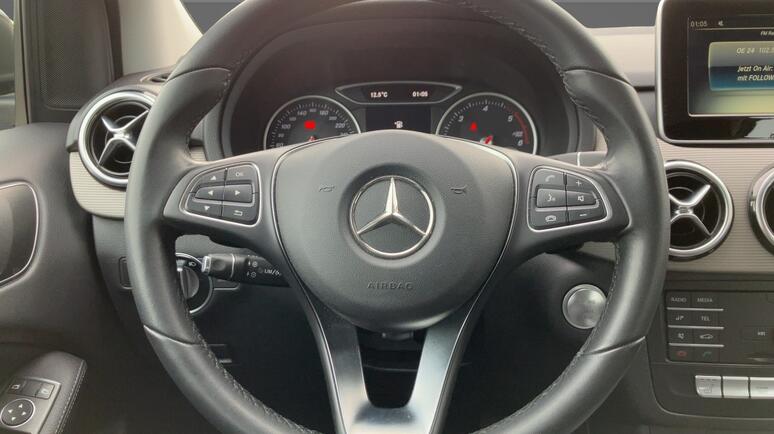 Mercedes-Benz - B 180 d