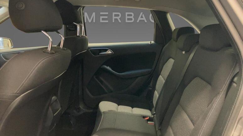 Mercedes-Benz - B 180 d