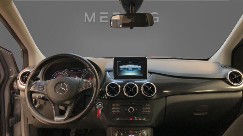 Mercedes-Benz - B 180 d