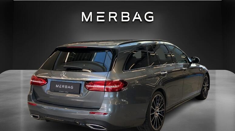 Mercedes-Benz - E 400 d 4MATIC T-Modell Mercedes-Benz - E 400 d 4MATIC T-Modell