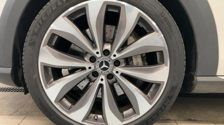 Mercedes-Benz - E 350 d 4MATIC All-Terrain