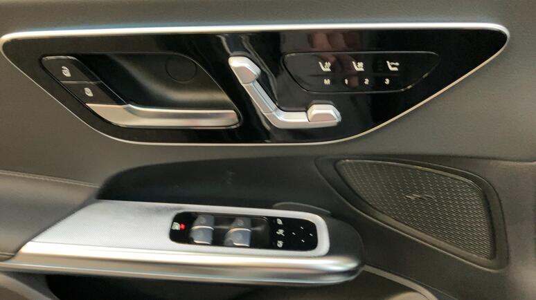 Mercedes-Benz - CLE 300 4MATIC Cabriolet