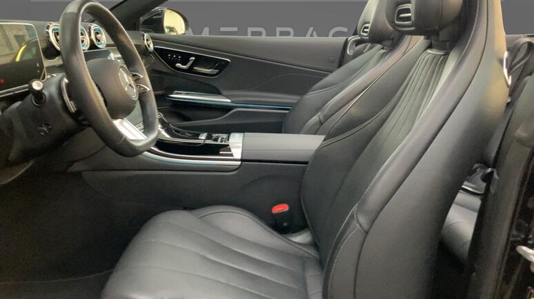 Mercedes-Benz - CLE 300 4MATIC Cabriolet