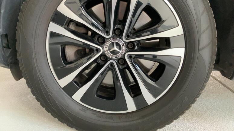 Mercedes-Benz - GLB 200 d 4MATIC