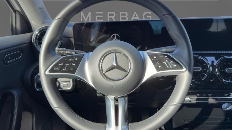 Mercedes-Benz - A 180 d Progressive Line Facelift