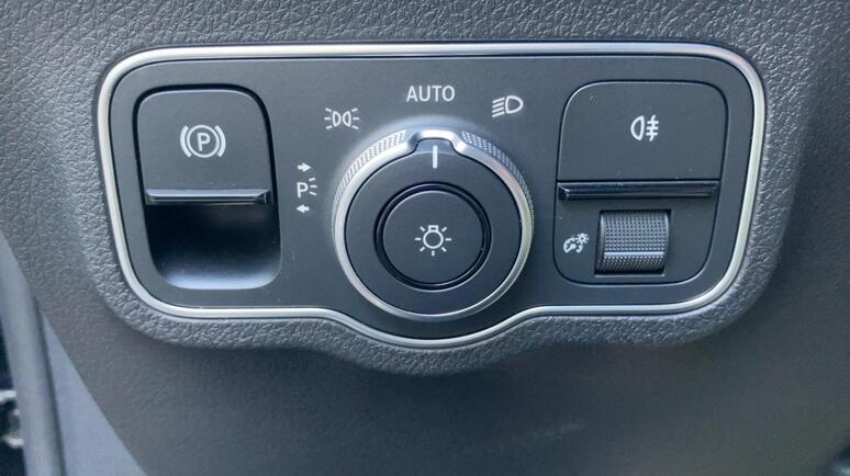 Mercedes-Benz - GLB 200 d 4MATIC