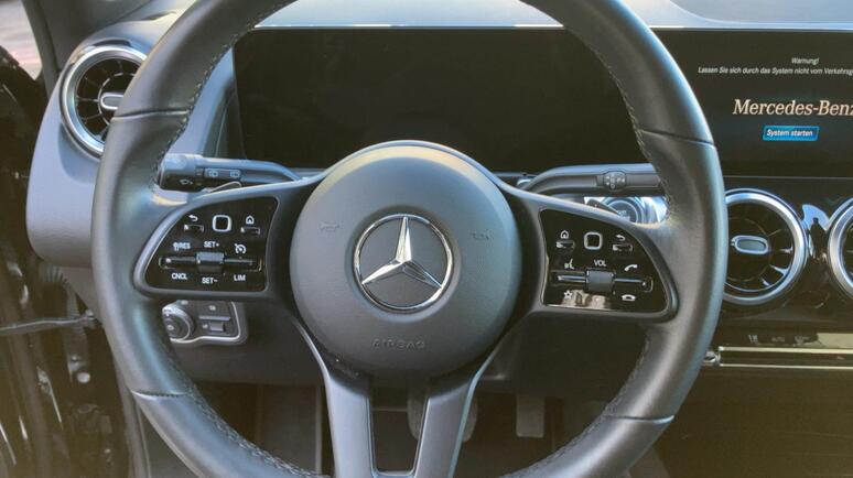 Mercedes-Benz - GLB 200 d 4MATIC