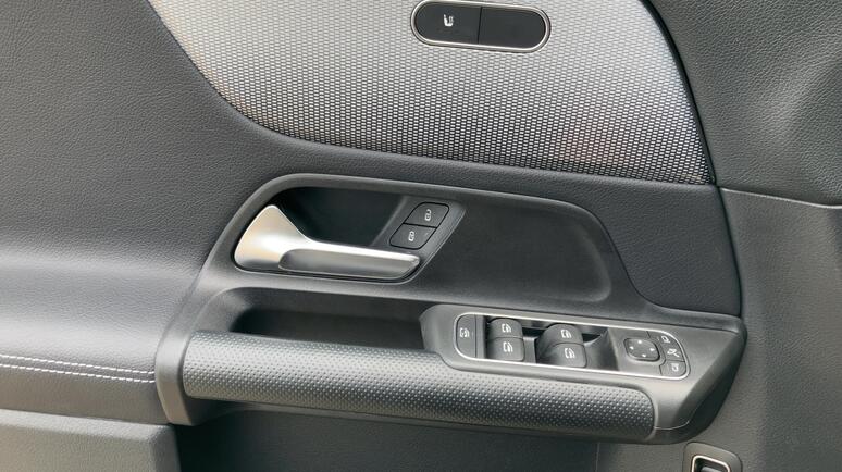 Mercedes-Benz - GLB 200 d 4MATIC