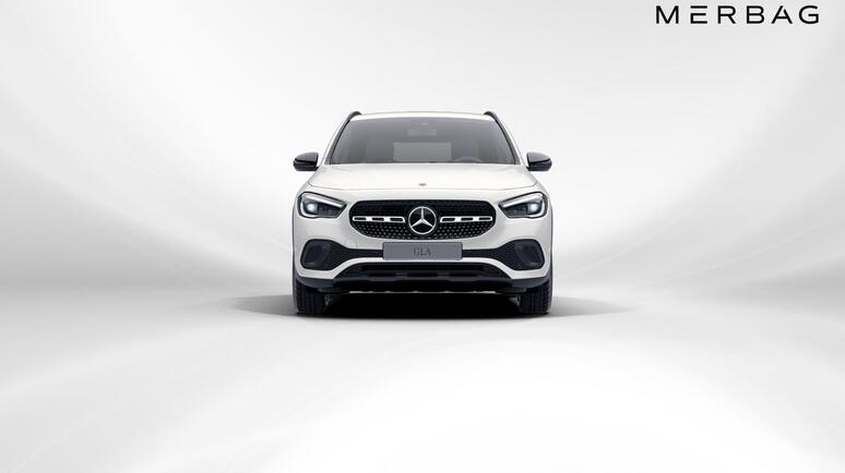 Mercedes-Benz - GLA 180 d