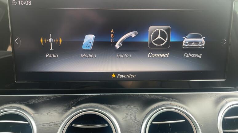 Mercedes-Benz - E 400 d 4MATIC Limousine