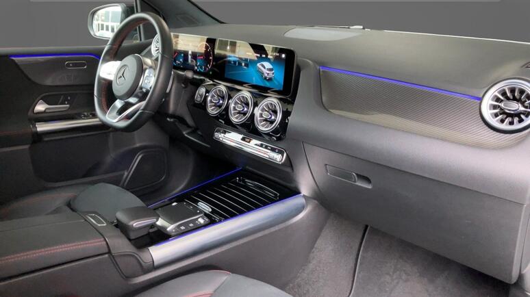 Mercedes-Benz - B 200 d AMG Line