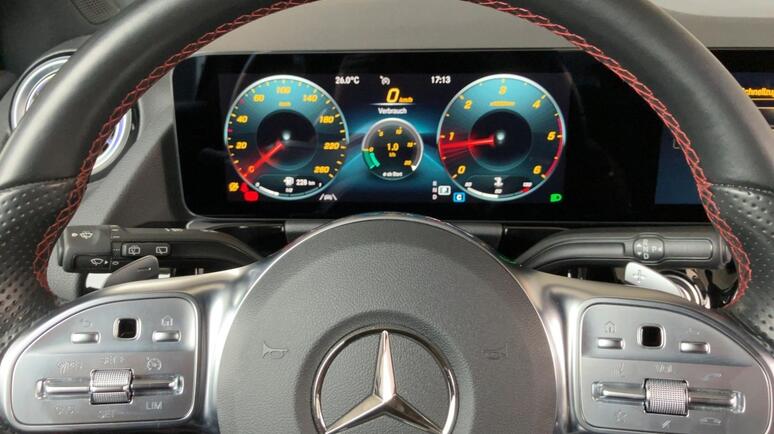 Mercedes-Benz - B 200 d AMG Line