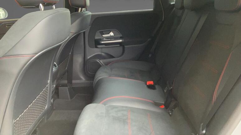 Mercedes-Benz - B 200 d AMG Line