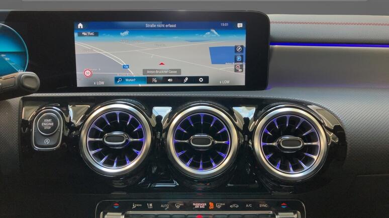 Mercedes-Benz - CLA 200 Shooting Brake