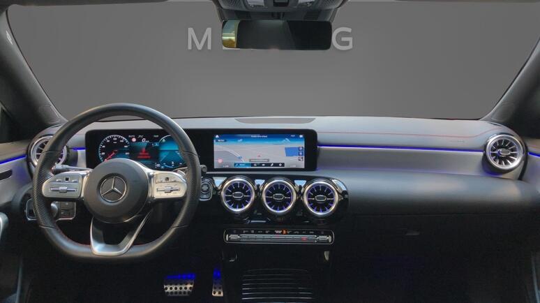 Mercedes-Benz - CLA 200 Shooting Brake