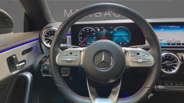 Mercedes-Benz - CLA 200 Shooting Brake