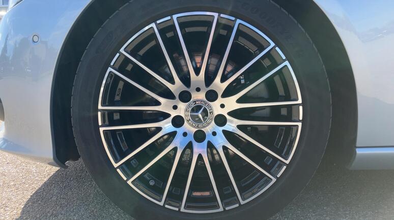 Mercedes-Benz - C 220 d T-Modell