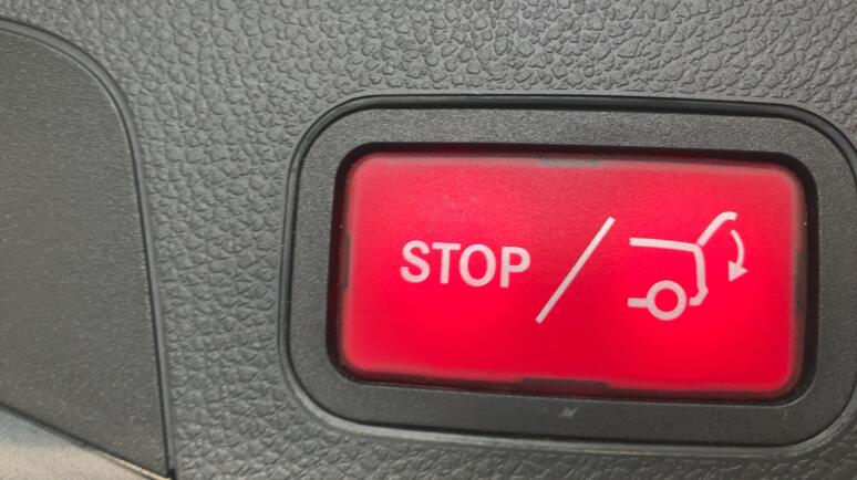 Mercedes-Benz - GLC 250 4MATIC AMG Line