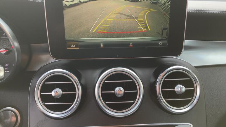 Mercedes-Benz - GLC 250 4MATIC AMG Line