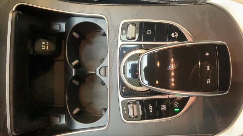 Mercedes-Benz - GLC 250 4MATIC AMG Line