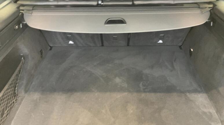 Mercedes-Benz - GLC 250 4MATIC AMG Line