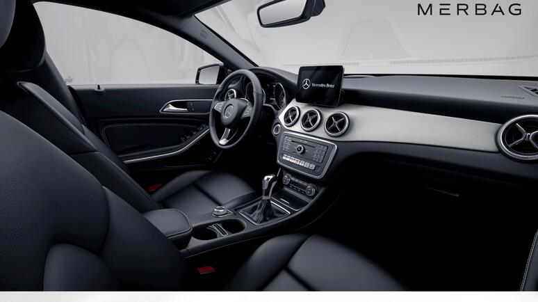 Mercedes-Benz - CLA 180 Coupé