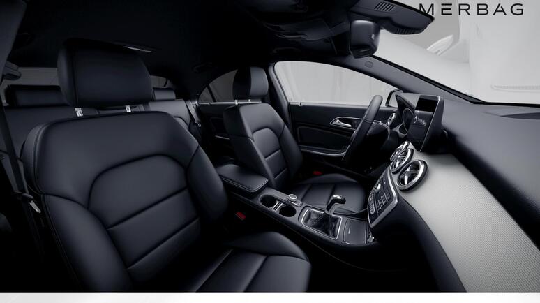 Mercedes-Benz - CLA 180 Coupé