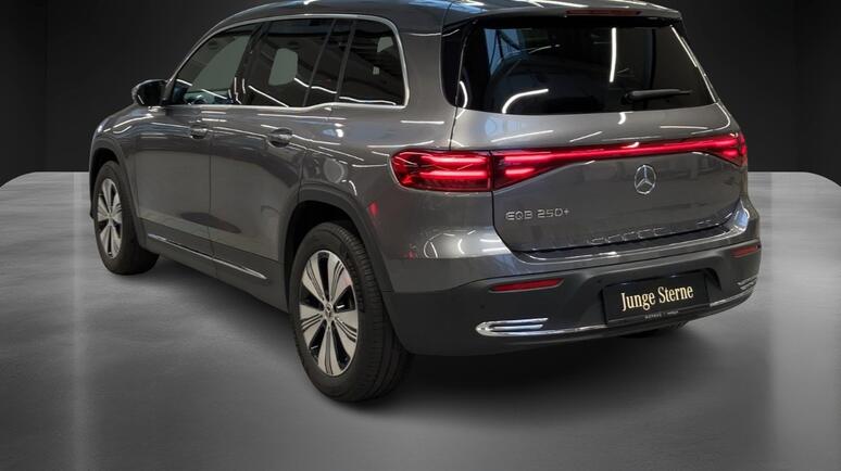 Mercedes-Benz - EQB 250+ Österreich-Edition Facelift