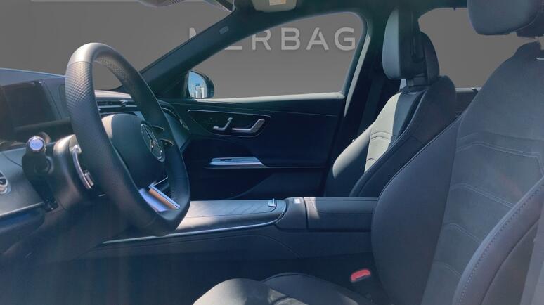 Mercedes-Benz - E 300 de 4MATIC T-Modell