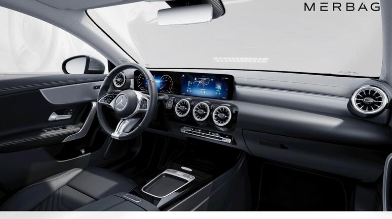 Mercedes-Benz - CLA 200 Coupé