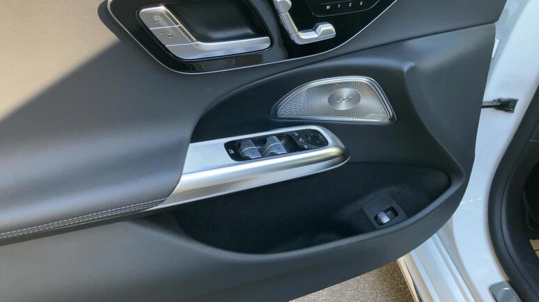 Mercedes-Benz - E 300 de 4MATIC Limousine Facelift