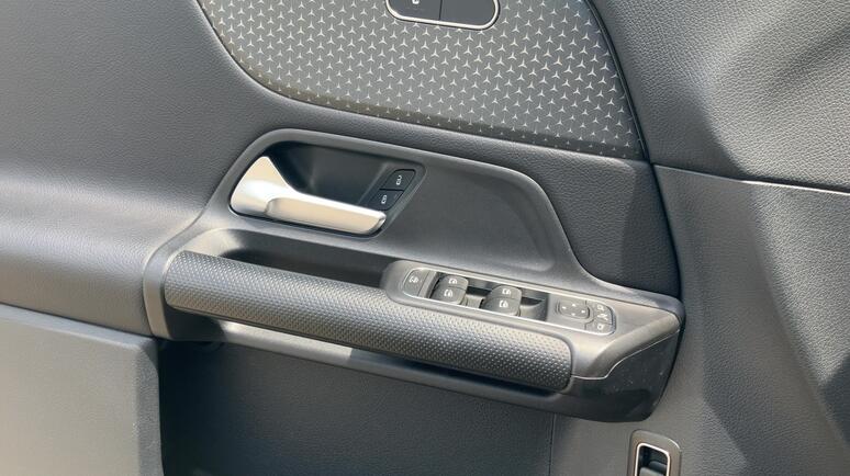 Mercedes-Benz - GLB 200 d 4MATIC Österreich-Edition