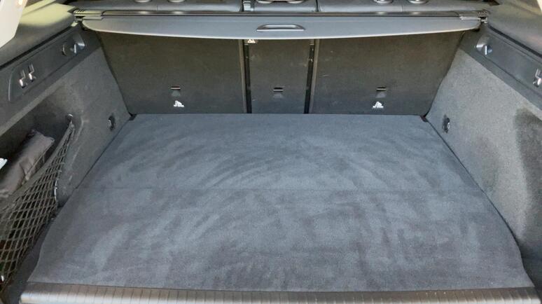 Mercedes-Benz - GLC 300 e 4MATIC