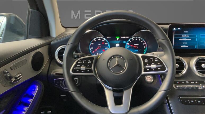 Mercedes-Benz - GLC 300 e 4MATIC