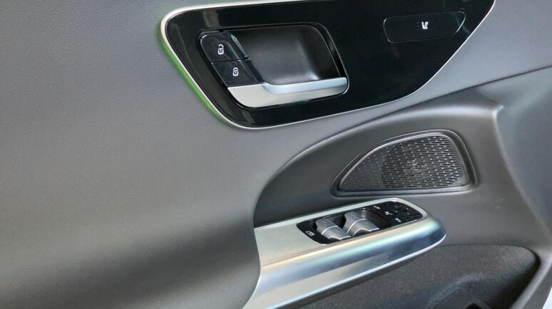 Mercedes-Benz - E 300 de 4MATIC T-Modell