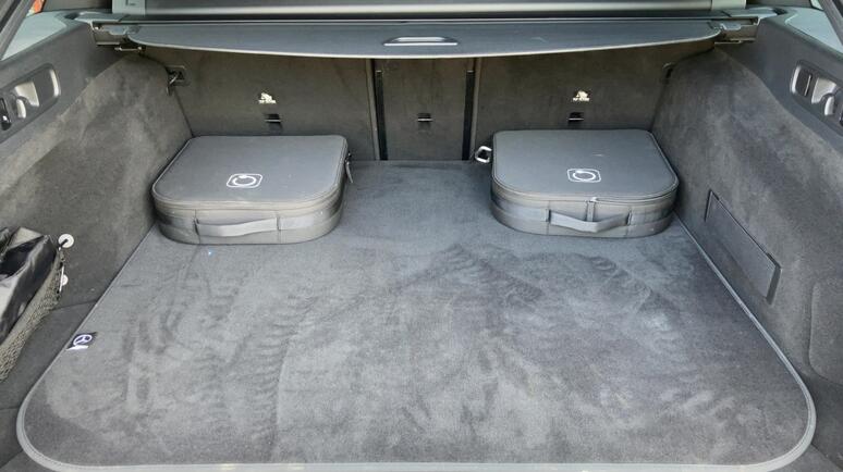 Mercedes-Benz - E 300 de 4MATIC T-Modell