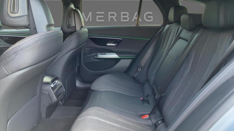 Mercedes-Benz - E 300 de 4MATIC T-Modell
