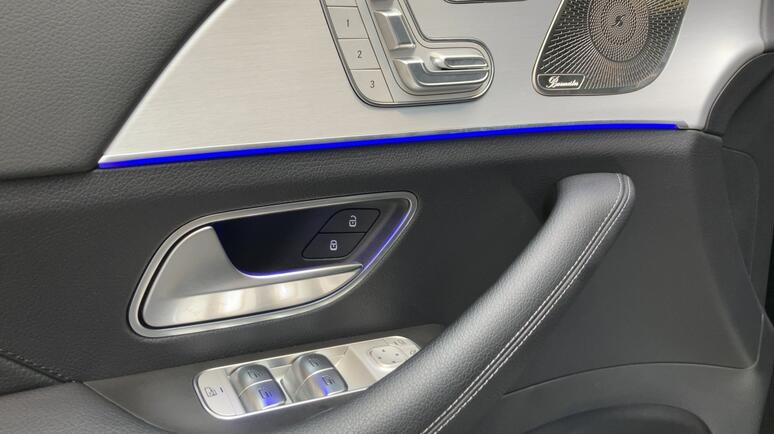 Mercedes-Benz - GLE 300 d 4MATIC AMG Line