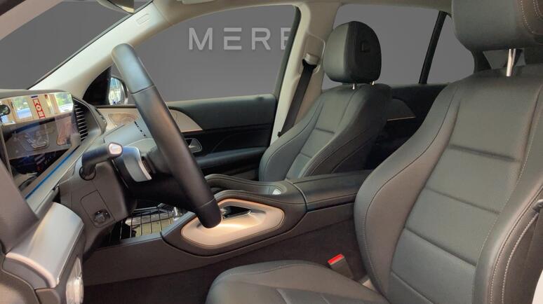 Mercedes-Benz - GLE 300 d 4MATIC AMG Line